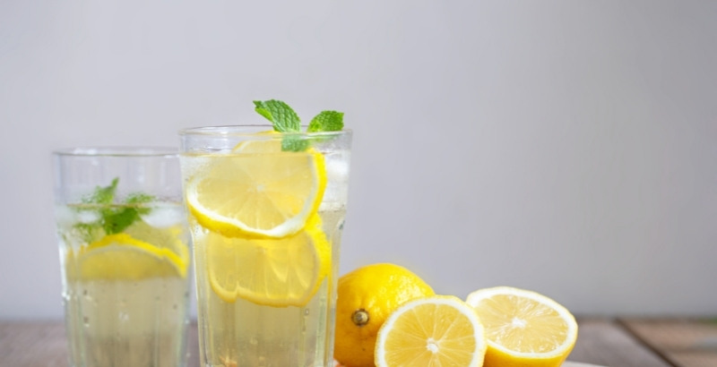 أهمية شرب الماء و السوائل لصحتك